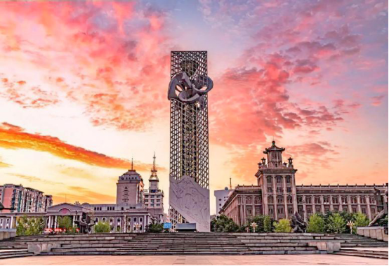 鞍山铁东90台老旧电梯焕新记：金年会用科技托起上下楼的幸福